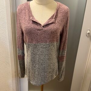 No Boundaries Pink and Gray Colorblock Top